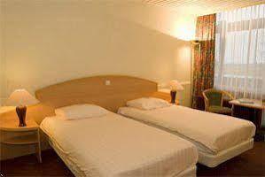 Tulip Inn Maastricht Aachen Airport Экстерьер фото