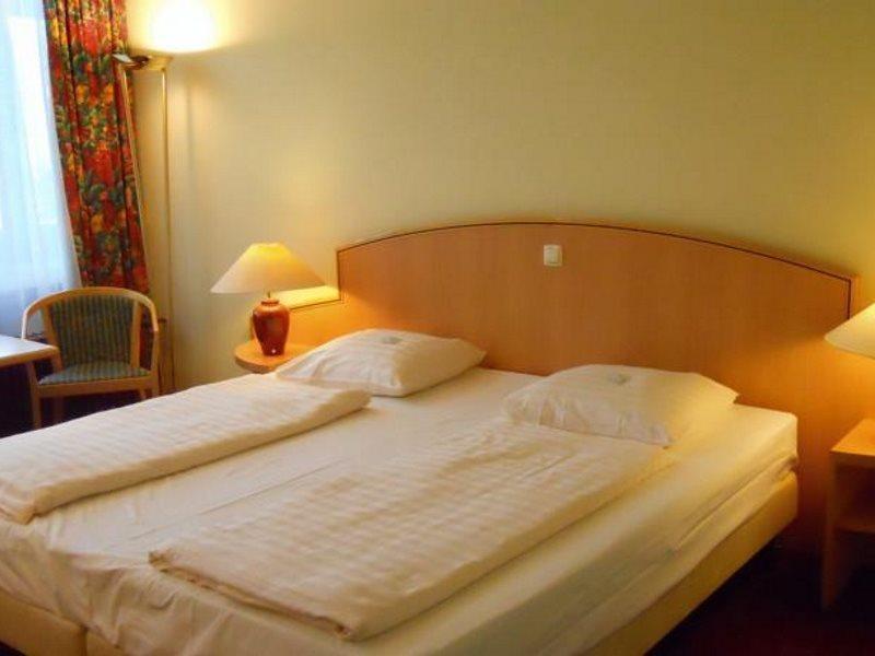 Tulip Inn Maastricht Aachen Airport Экстерьер фото