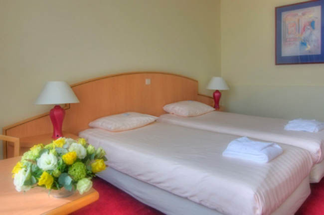 Tulip Inn Maastricht Aachen Airport Экстерьер фото